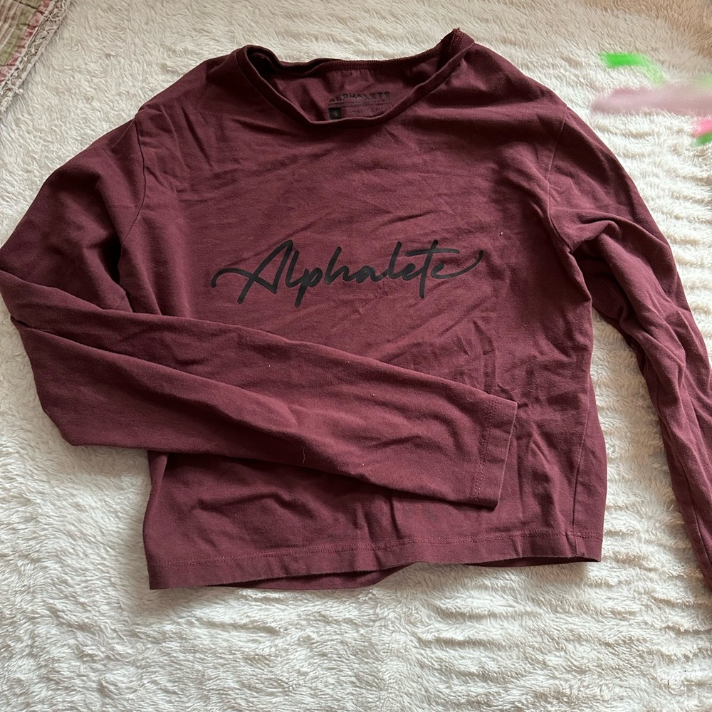 Alphalete long sleeve crop